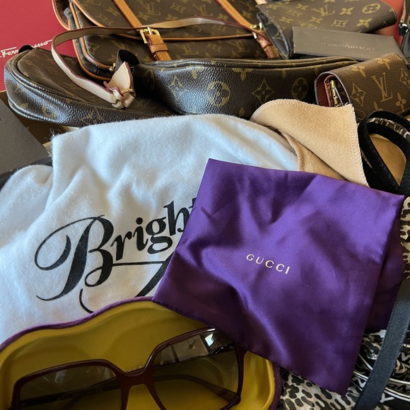 Meet your Posher, Gloria - Picture 7 of 8